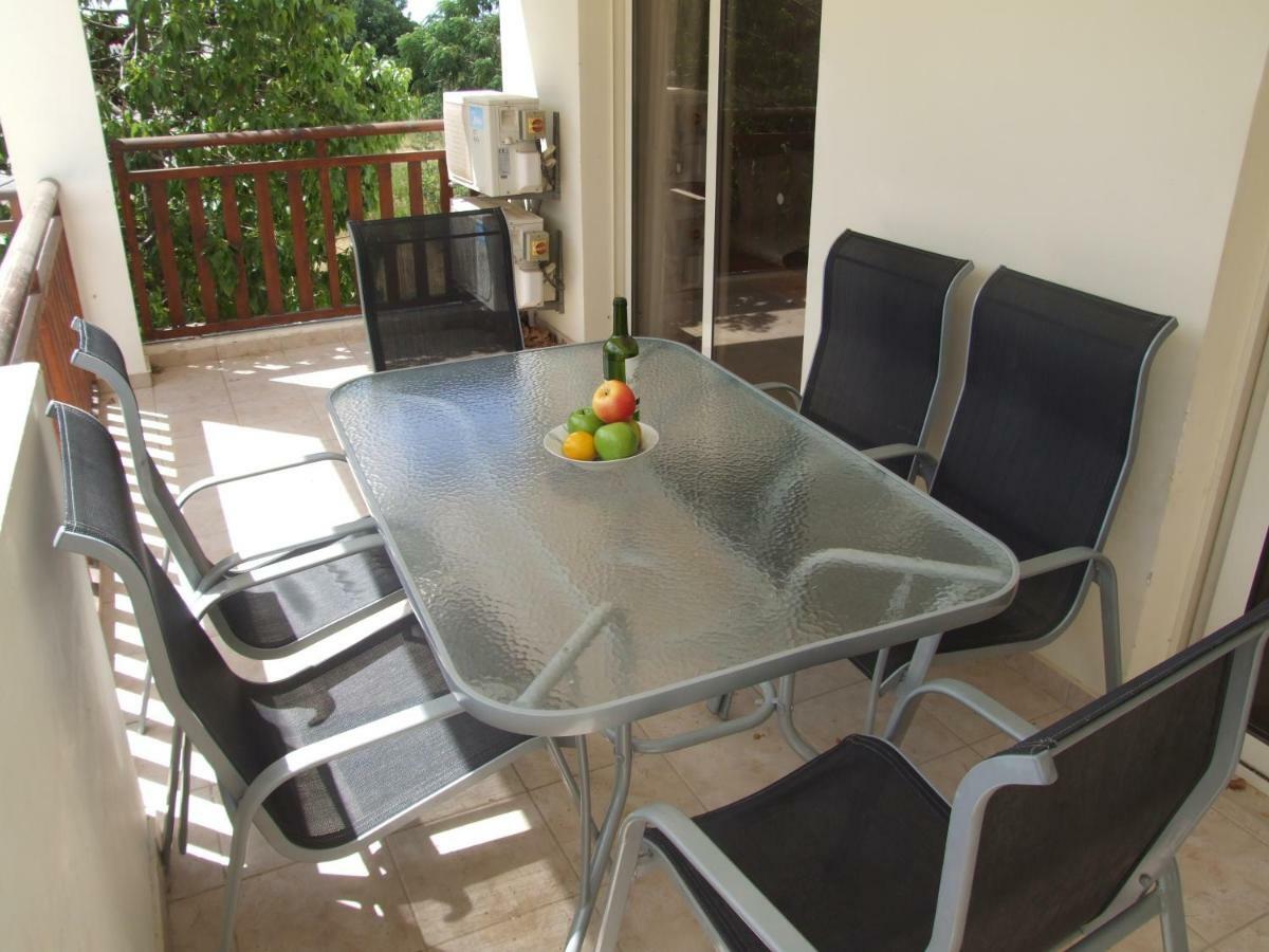 2 Bedroom Poolside Apartment E9 Peyia Exterior foto